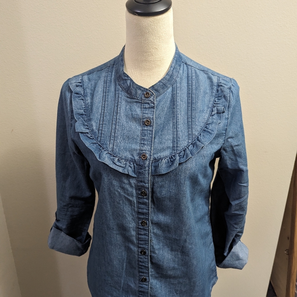 Cavalini Denim Button down Shirt w/Ruffles/Size (S)
